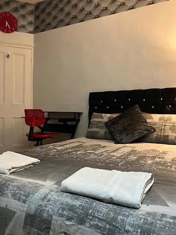 Comfy Rooms. Shared East London Homestay. Velká Británie